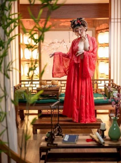 公交车舒婷的奶头被农民工吸了_1080P完整视频观看