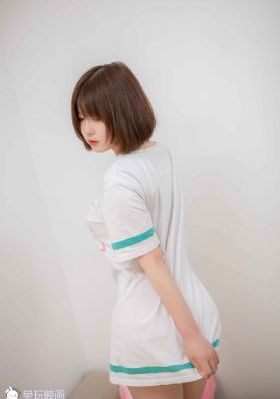 国产毛片久久久久久美女视频_高清完整版