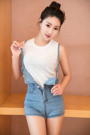 高清翘臀美女在线观看_字幕高清版在线播放