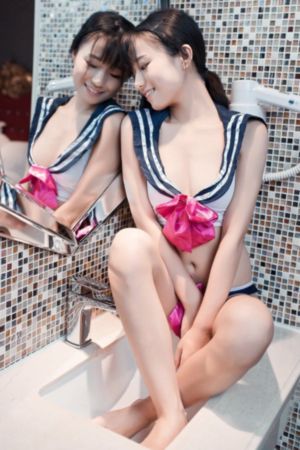 女仆扒开腿秘让人桶爽_迅雷极速版下载