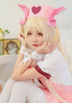 《上司部长出轨漂亮人妻》中字_4K完整视频观看